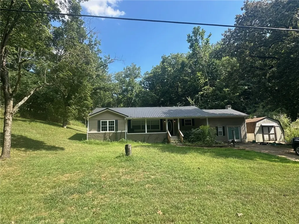 6677 Highway 21