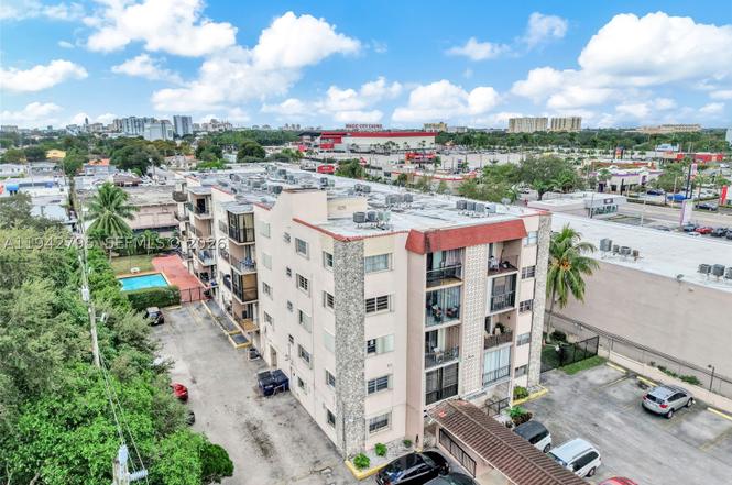 3640 NW 9th St #401