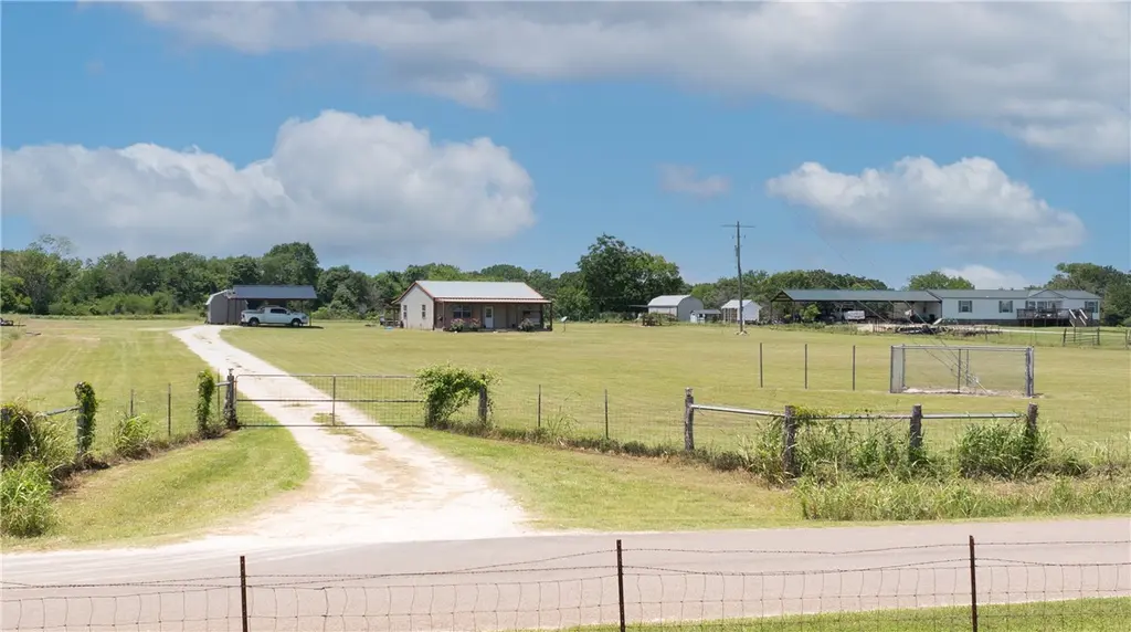 7271 County Road 118