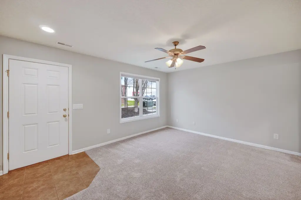 9125 Greenspire Dr #114