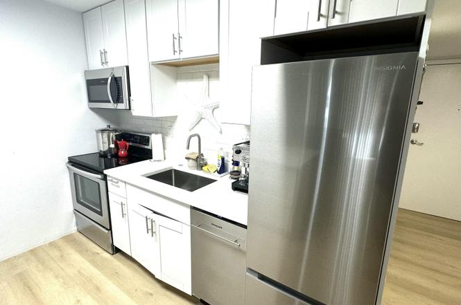 3540 S Ocean Blvd #409
