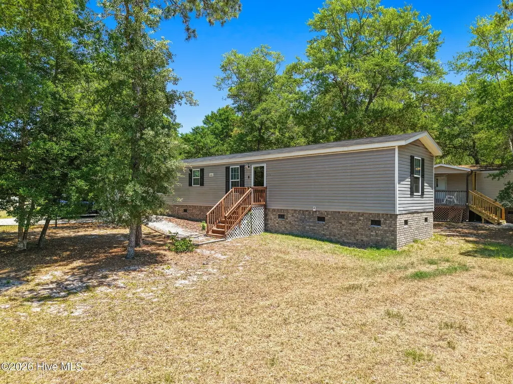 3374 Marlin Dr SE