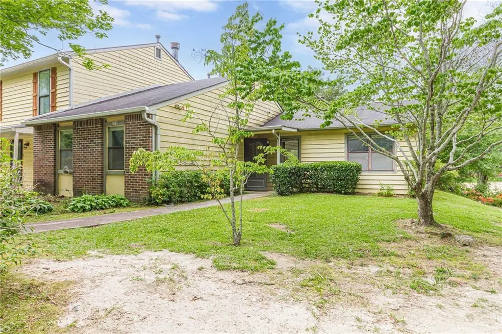 122 Sandalwood Cir