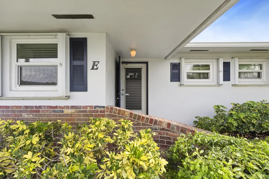 2758 Emory Dr E Unit E