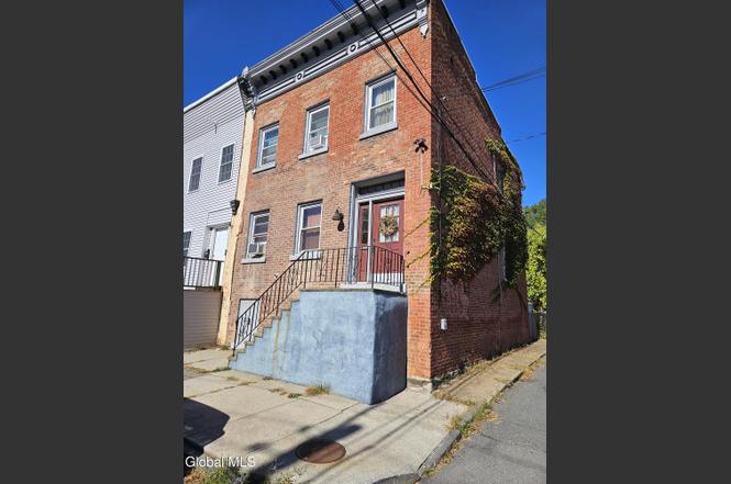 35 Jefferson St