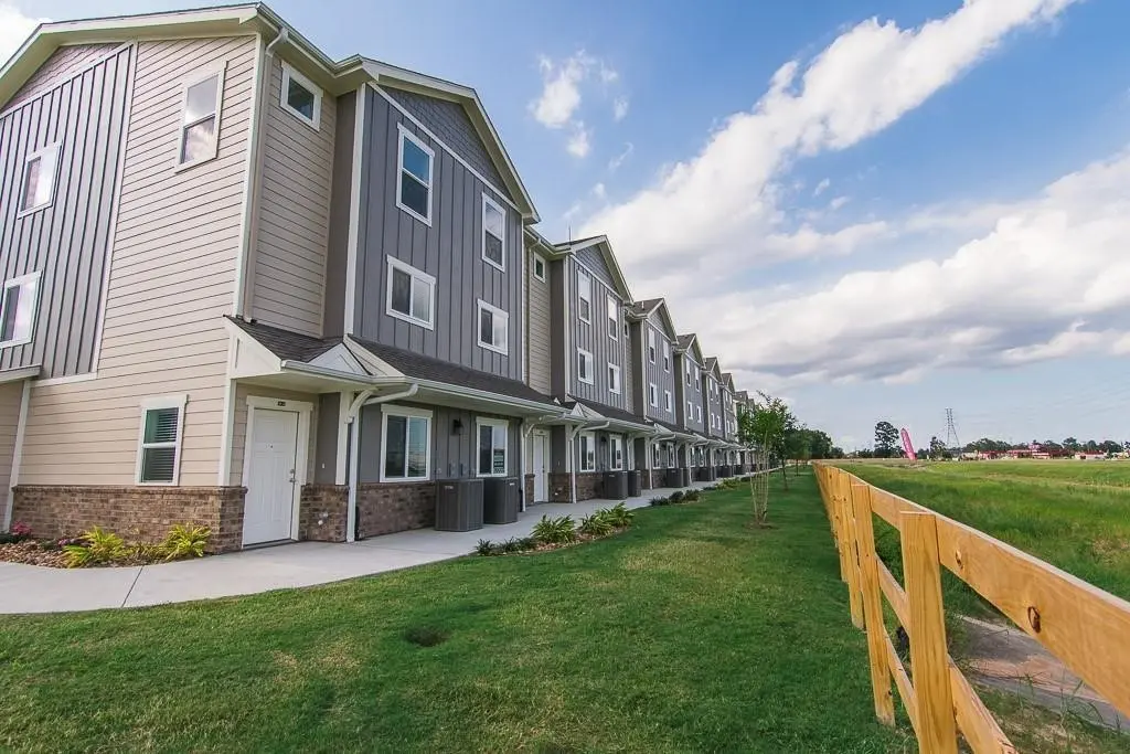 21155 Gosling Rd #37