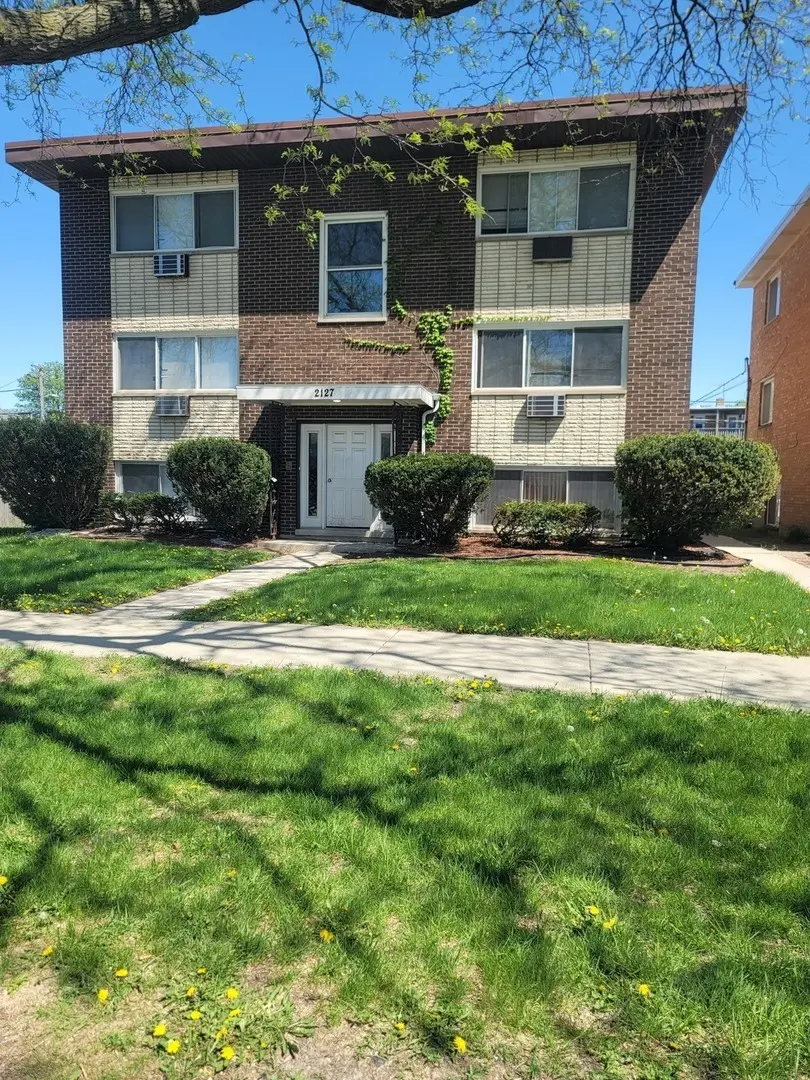 2127 S 15th Ave