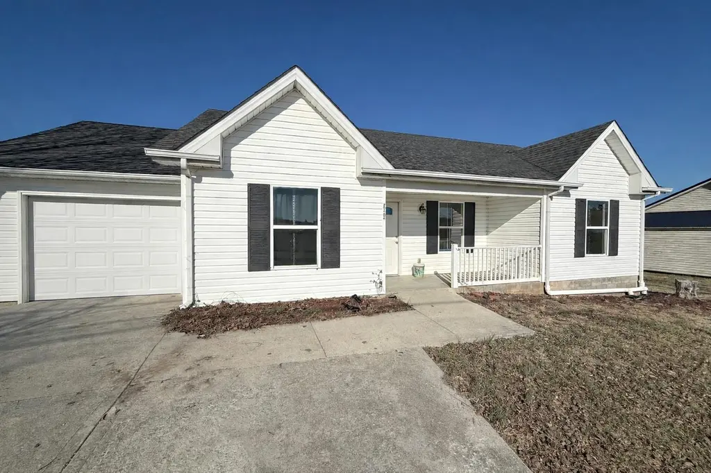 5072 E Hwy 635