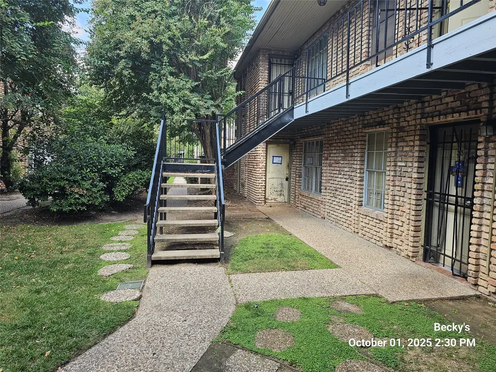6401 Skyline Dr #37