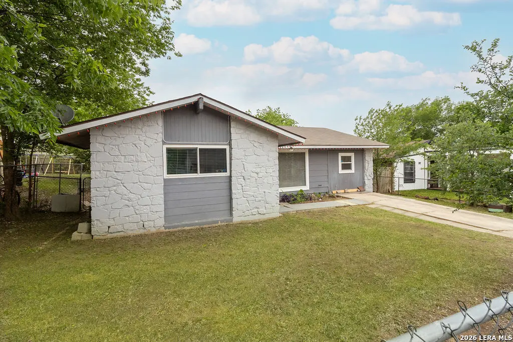 5302 War Cloud Dr