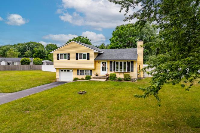 63 Rossman Cir