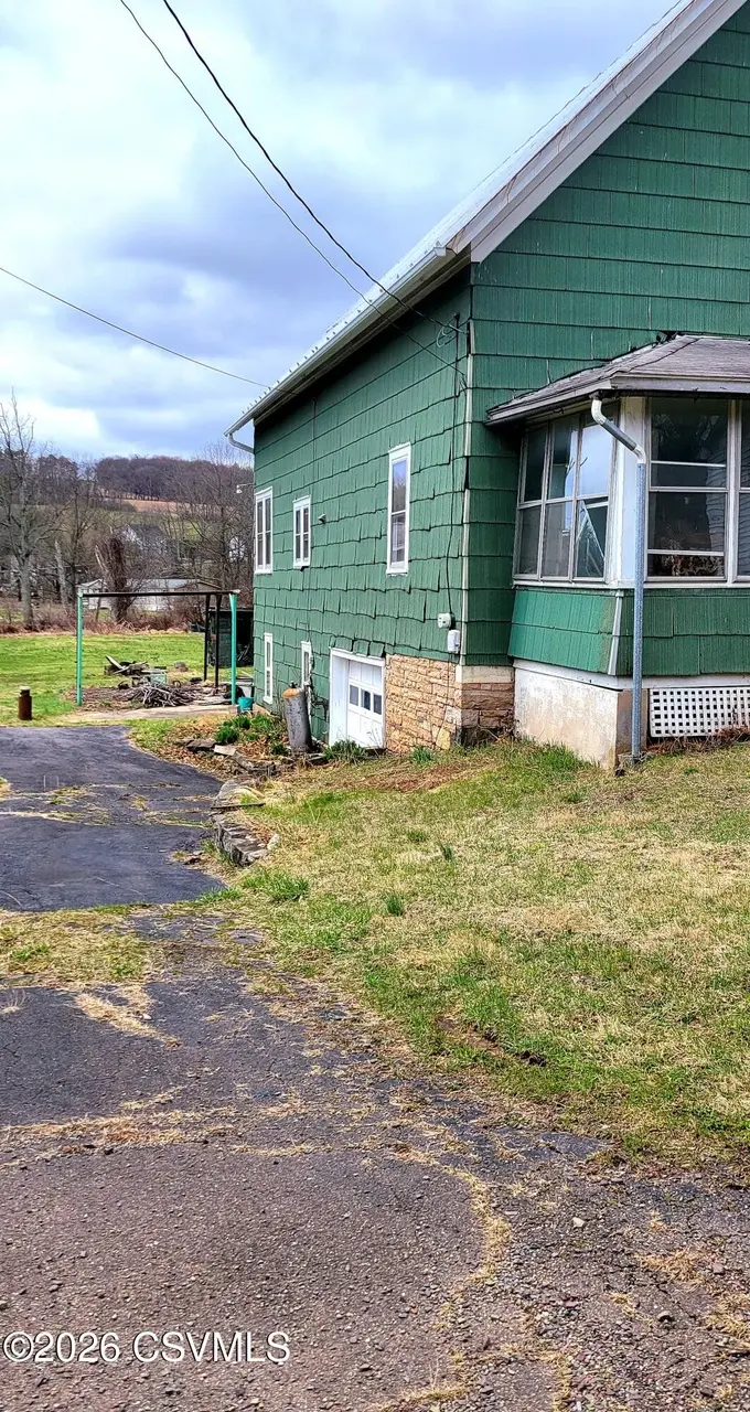 238 Slabtown Rd
