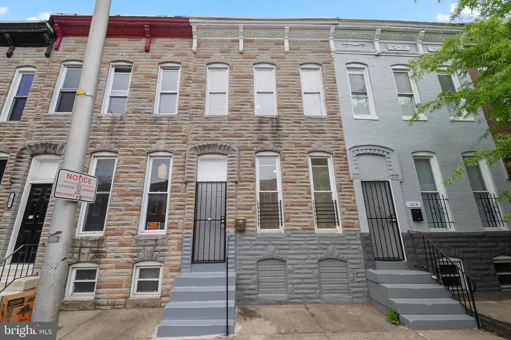 2008 Division St