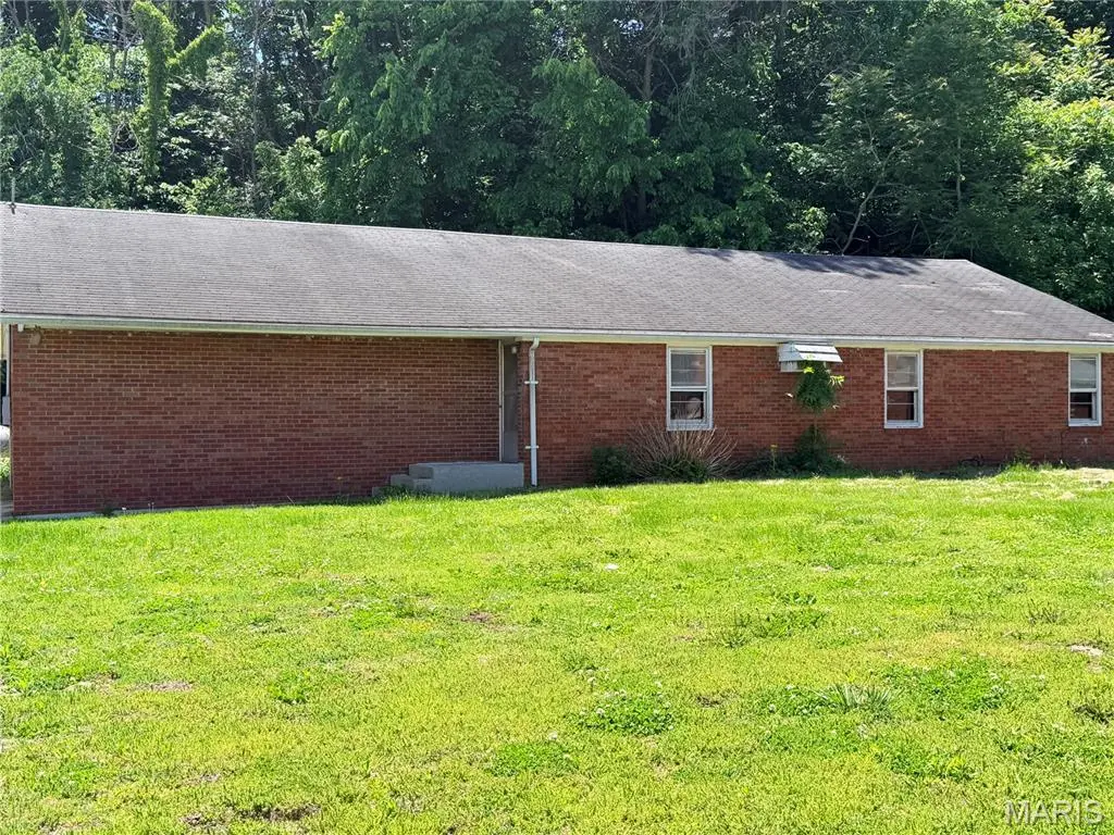 303 W Main St