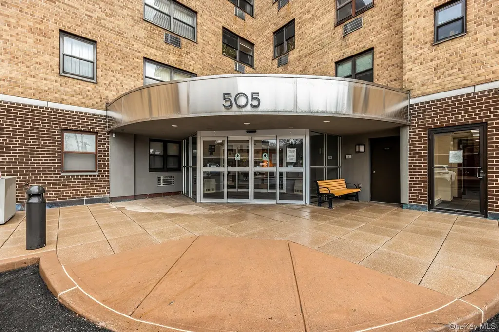 505 Central Ave #104