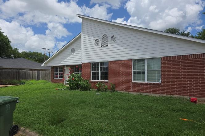 304 Mesa Dr