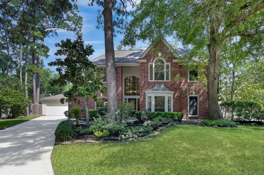 70 Amberglow Ct