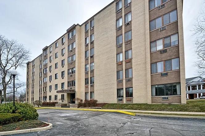 9745 S Karlov Ave #610