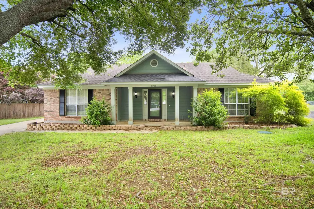 9365 Chisholm Ct