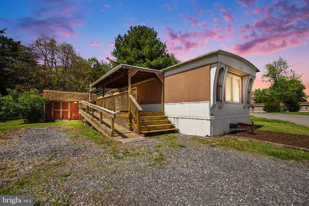 103 Florence Dr