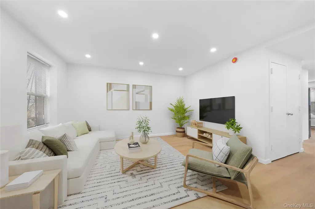 296 W 137th St Unit 296A