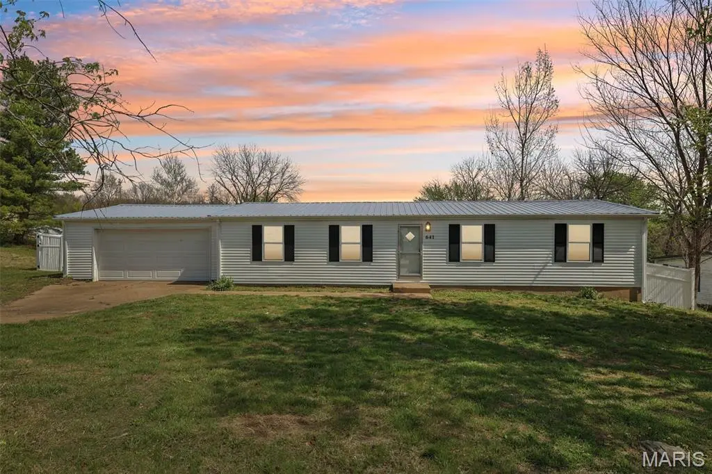 641 Carolee Ct