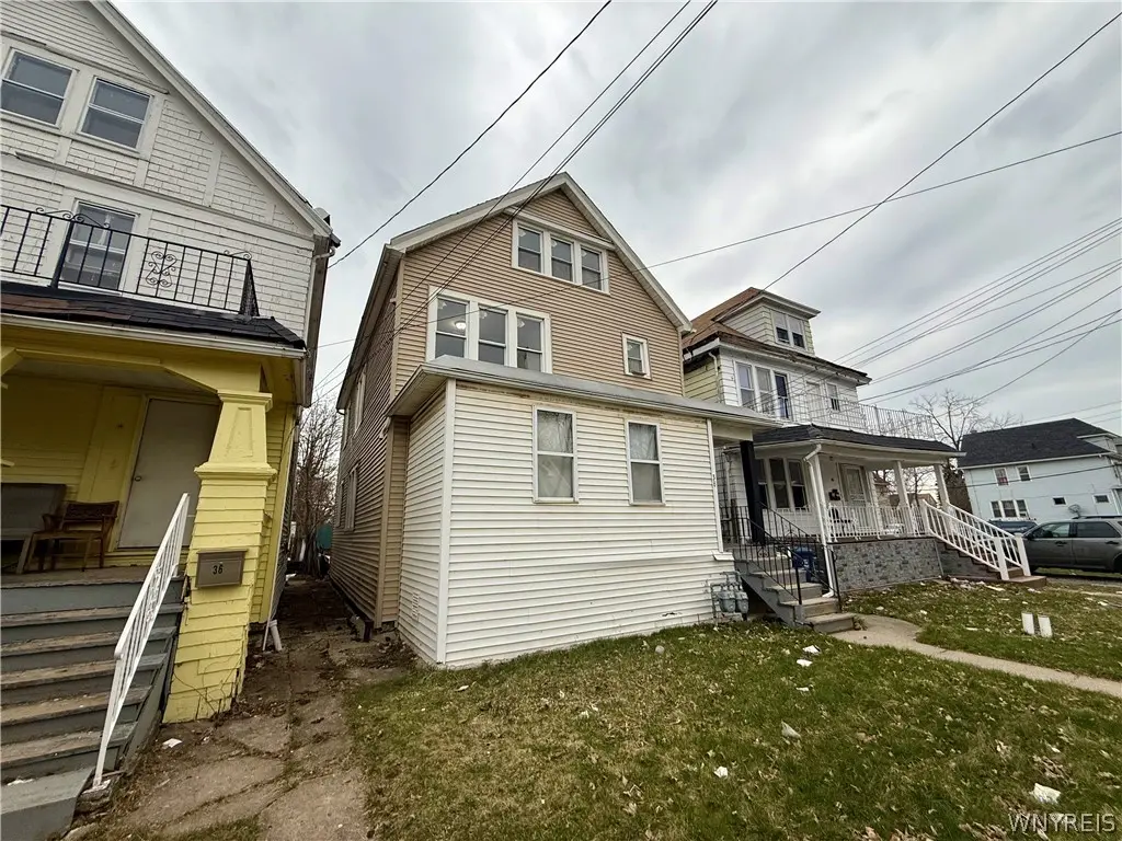 38 Richlawn Ave