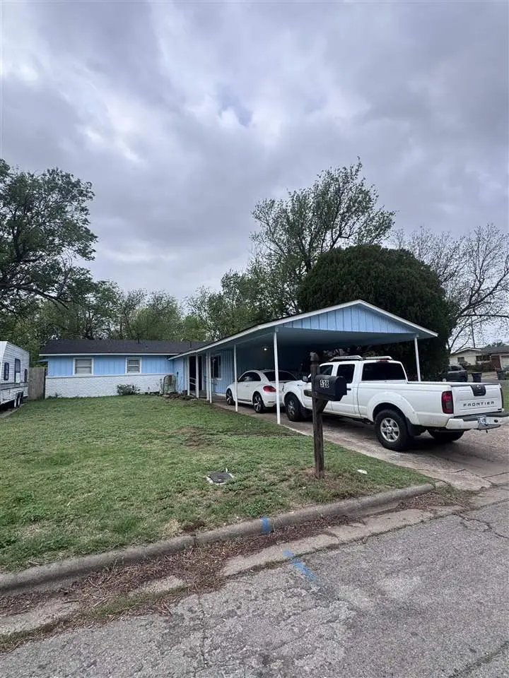 528 NW Glendale Dr
