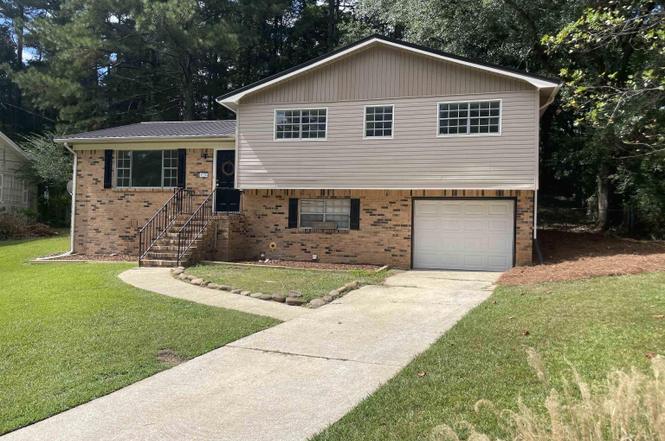 520 Bonnie Bell Ln