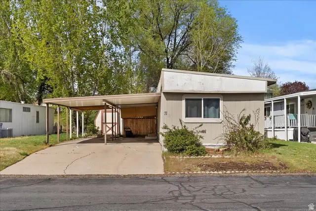 2600 N Hill Field Rd #71