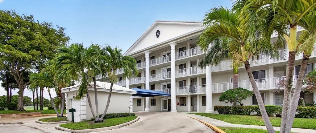 2441 Village Blvd #403