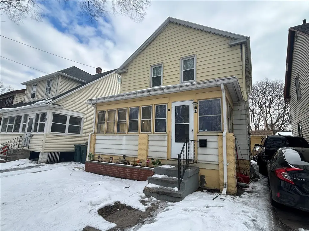 94 Dix St