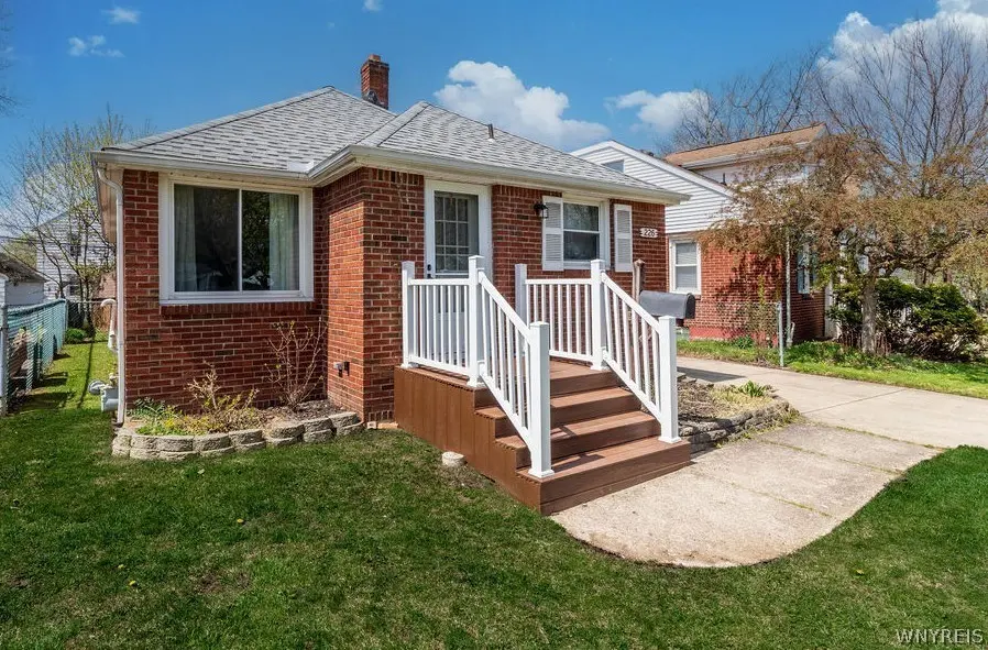 226 Lamont Dr
