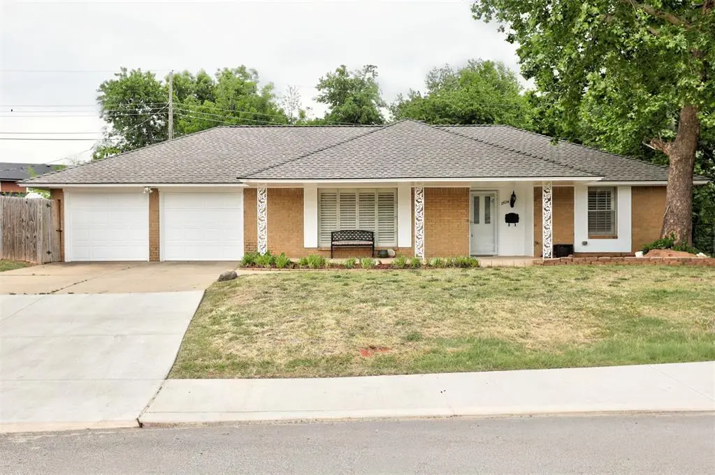 2624 NW 113th St