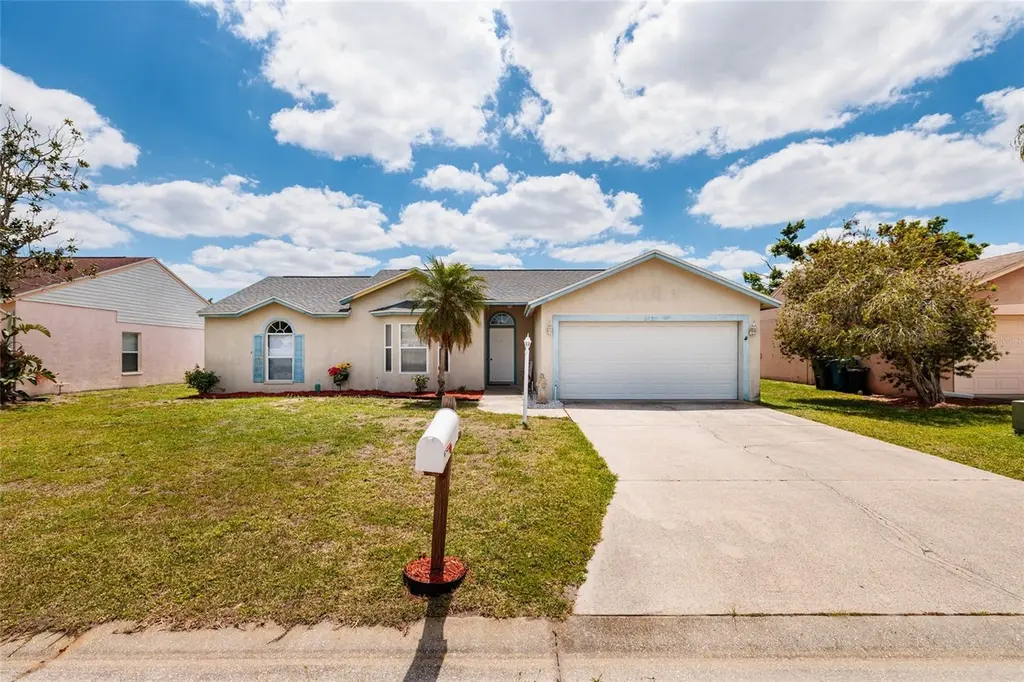 6201 61st Ct E
