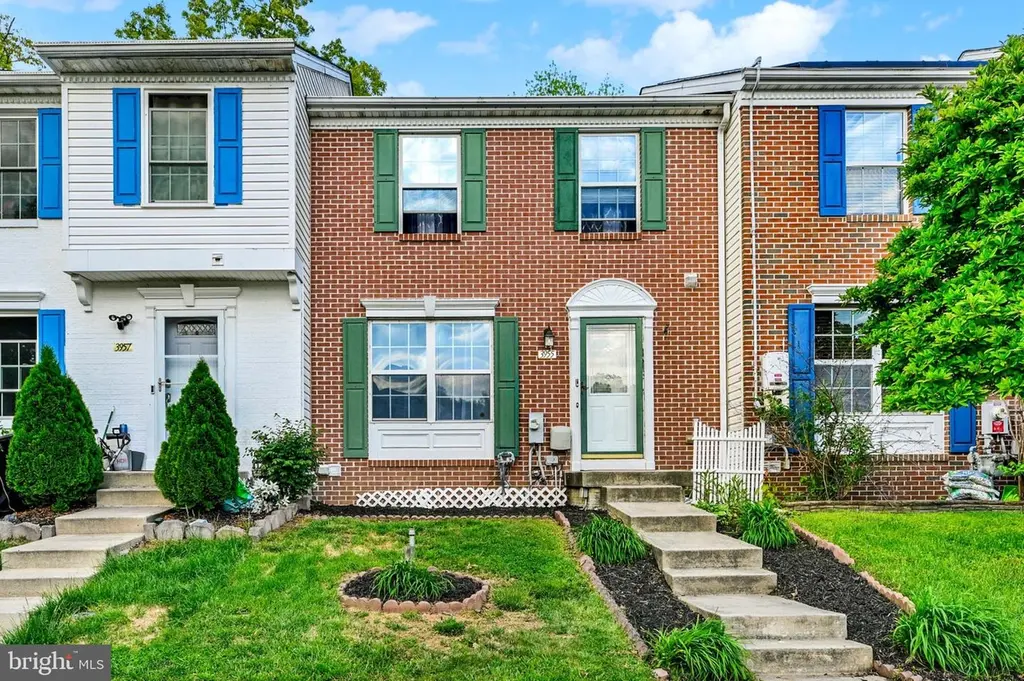 3955 Bush Ct