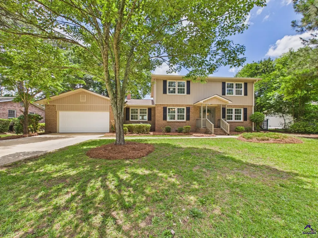 1011 Country Club Rd