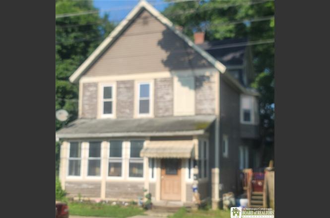 205 Barrett Ave