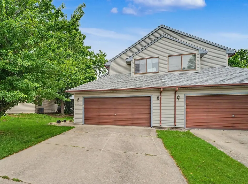 711 Higgins Rd