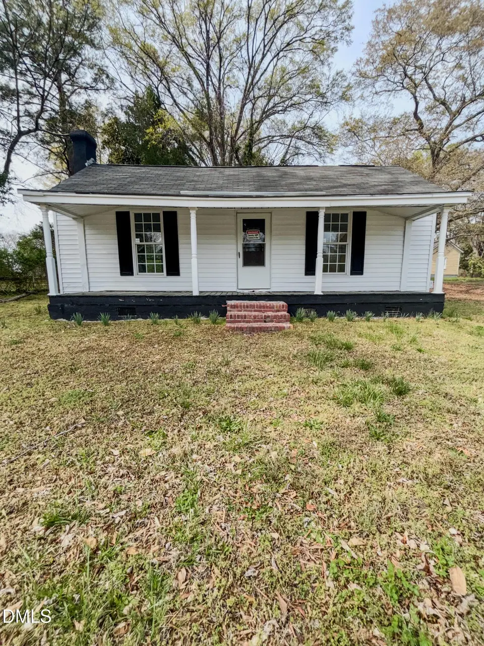 240 E Raleigh Blvd