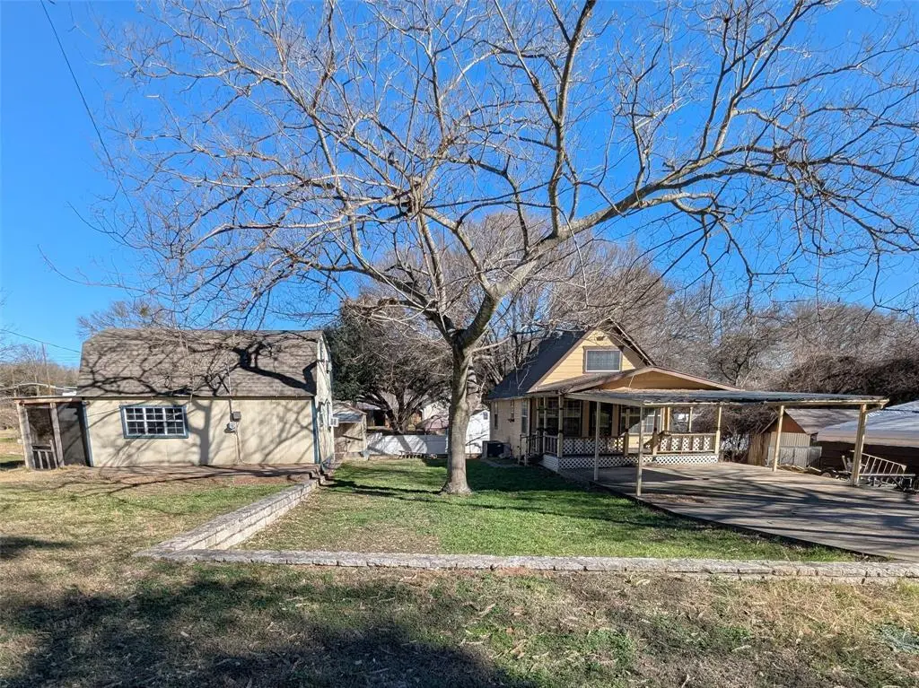8161 Deer View Cir