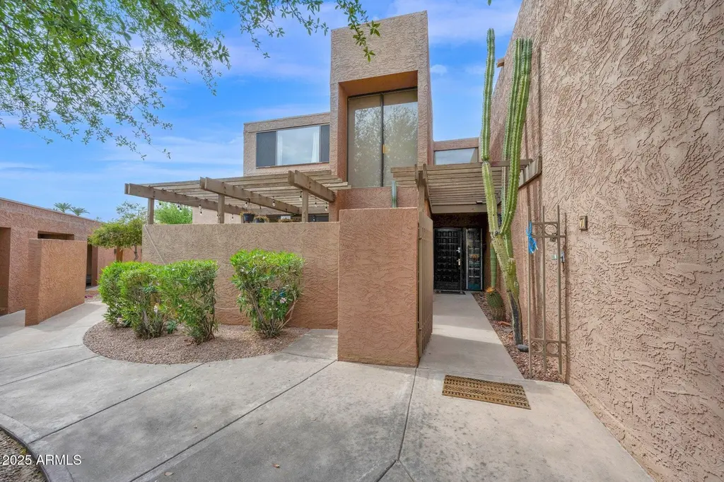 7401 N Scottsdale Rd #7