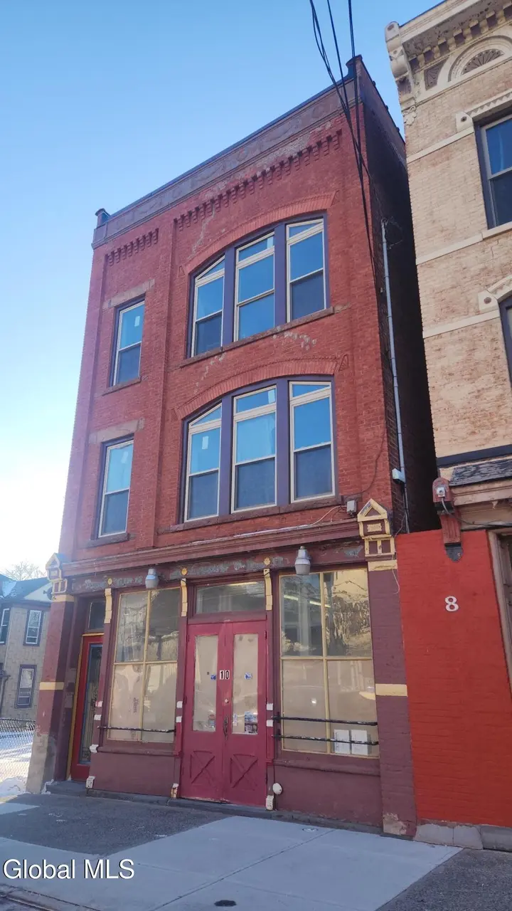 10 Garner St