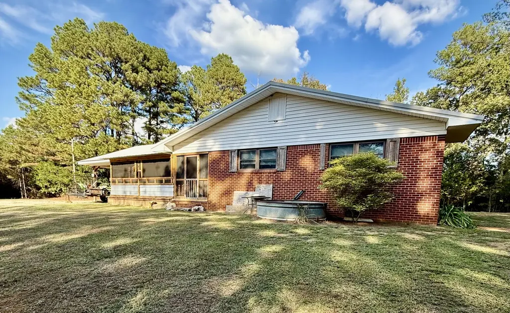 40200 Old Hamilton Rd