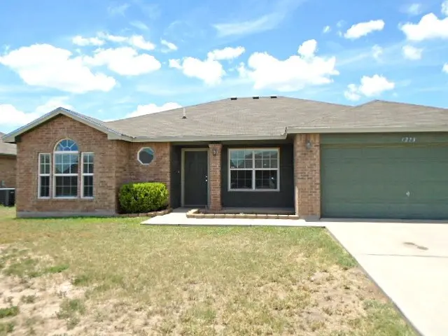 1213 George Ln