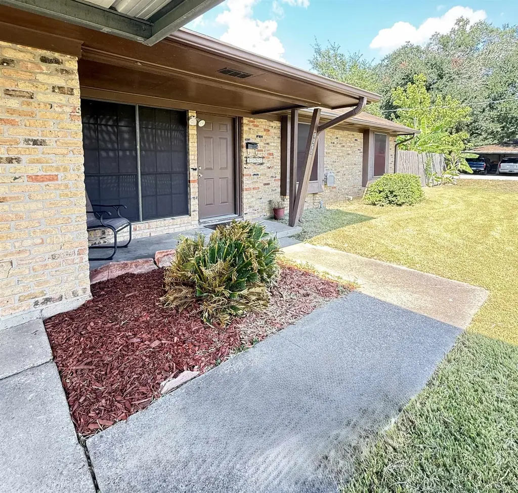 9050 Shepherd Dr