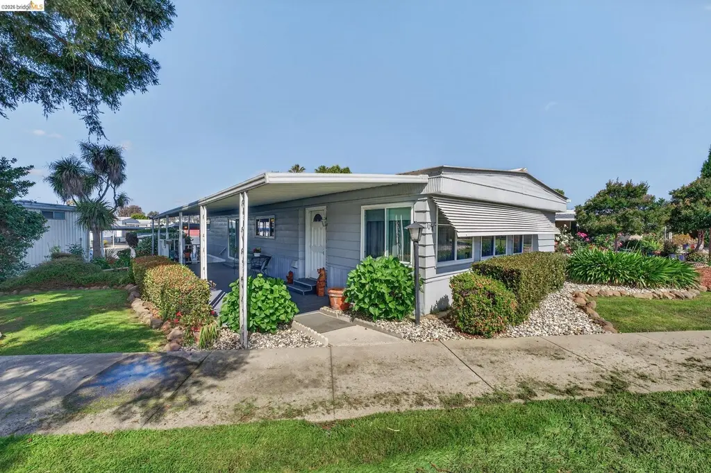 1057 Peralta Rd #26