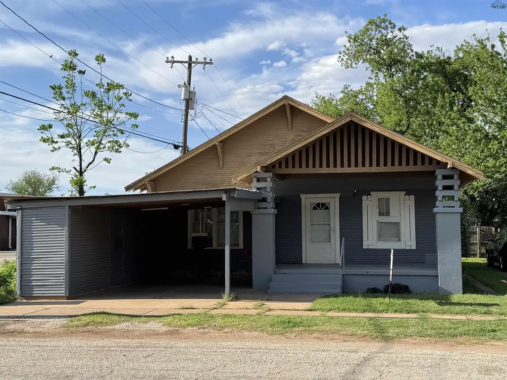 304 W Nevada St