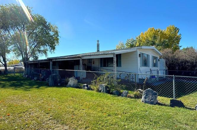 1535 Dartmouth Dr