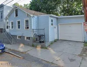 113 Spring St